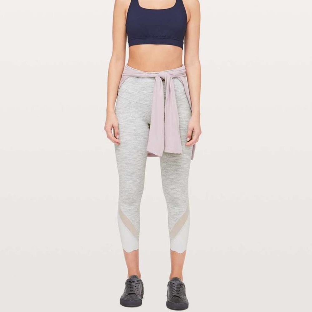 LULULEMON Wunder Under Crop II Scallop Wee Are From Space Nimbus Battleship 3B53